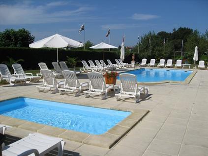 La Ferme Des 4 Chenes Hotel Urt Exterior photo